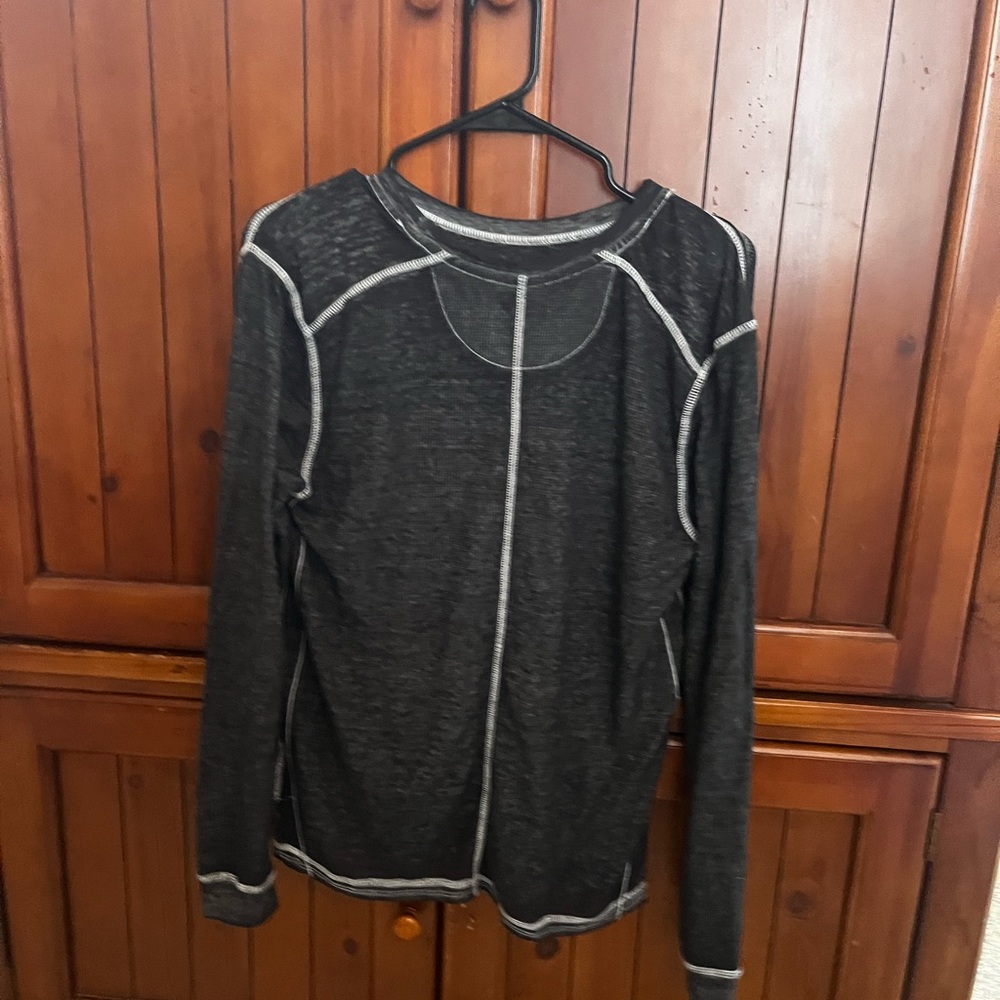 Buckle Black boys x-large (18-20) long sleeve shirt